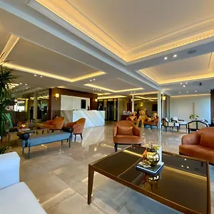 4* Hotel The Biancho Pera